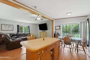 125 Middlefield Rd, Peru, MA 01235 - Photo 7