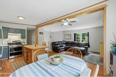 125 Middlefield Rd, Peru, MA 01235 - Photo 15