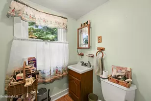 4 Gilmore Ave, Great Barrington, MA 01230 - Photo 19