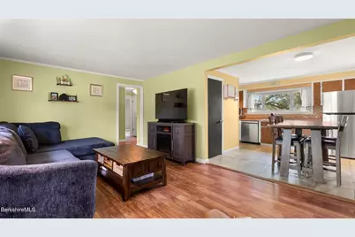 62 Greenridge Dr, Dalton, MA 01226 - Photo 5