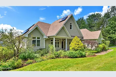 10 Lafayette Dr, Peru, MA 01235 - Photo 1