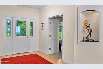 10 Lafayette Dr, Peru, MA 01235 - Photo 5