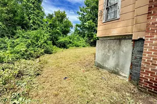 79 Dewey Ave, Pittsfield, MA 01201 - Photo 3