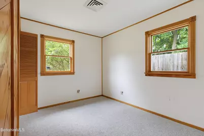 6 May St, Lenox, MA 01240 - Photo 15