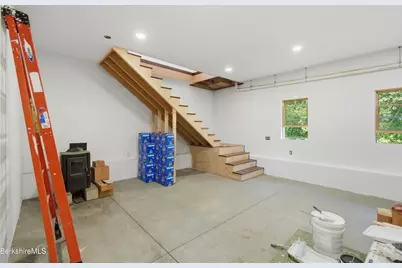 598 Main Rd, Savoy, MA 01256 - Photo 3