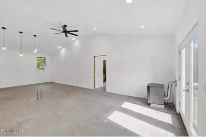 598 Main Rd, Savoy, MA 01256 - Photo 3