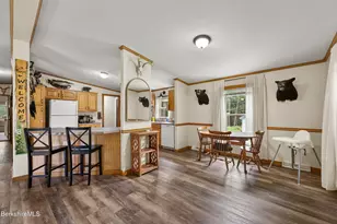 548 Loop Rd, Savoy, MA 01256 - Photo 15