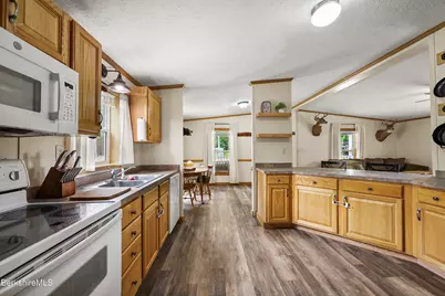 548 Loop Rd, Savoy, MA 01256 - Photo 23