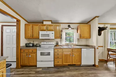 548 Loop Rd, Savoy, MA 01256 - Photo 21