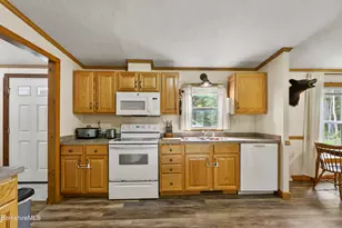 548 Loop Rd, Savoy, MA 01256 - Photo 21