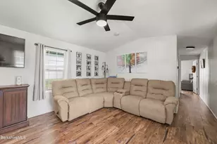 20 Pines Lodge Park Pl Pl, Williamstown, MA 01267 - Photo 11