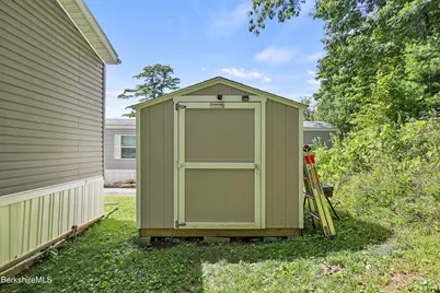 20 Pines Lodge Park Place Place, Williamstown, MA 01267 - Photo 23