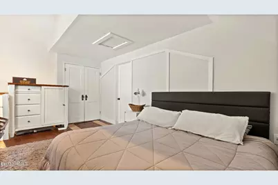 1 Eaton Ln, Pittsfield, MA 01201 - Photo 47