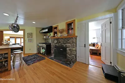 118 Sandisfield Rd, Sandisfield, MA 01255 - Photo 9