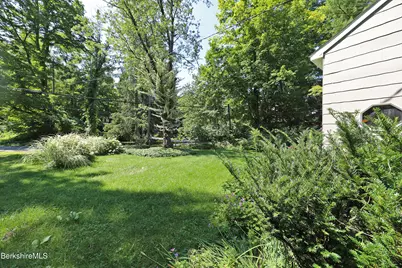 221 Old Queechy Rd, Canaan, NY 12029 - Photo 35