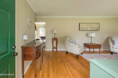 117 Lucia Dr, Pittsfield, MA 01201 - Photo 7
