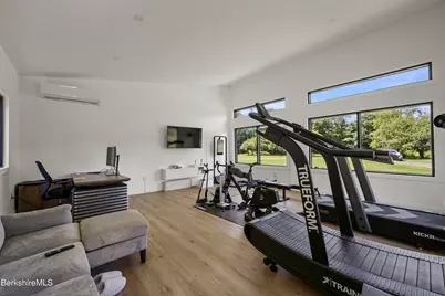 828 N Main St, Lanesborough, MA 01237 - Photo 33