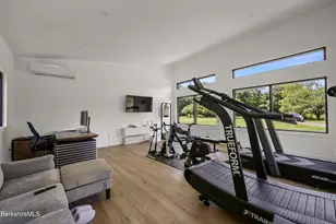 828 N Main St, Lanesborough, MA 01237 - Photo 33