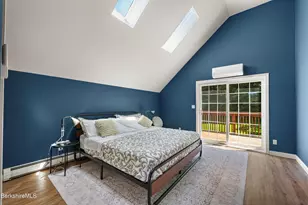 828 N Main St, Lanesborough, MA 01237 - Photo 17