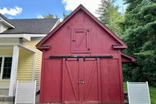 6 Redwood Ln, Sheffield, MA 01257 - Photo 3