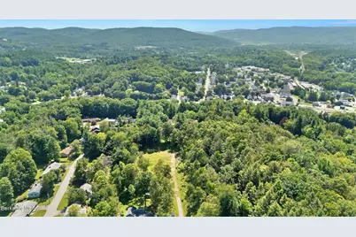 46 Pease Ter, Lee, MA 01238 - Photo 9