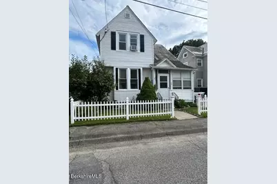 22 South St, North Adams, MA 01247 - Photo 1