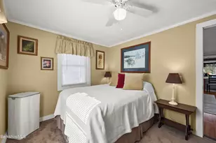 30 Cove Ln, Hinsdale, MA 01235 - Photo 25