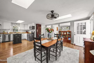 30 Cove Ln, Hinsdale, MA 01235 - Photo 7