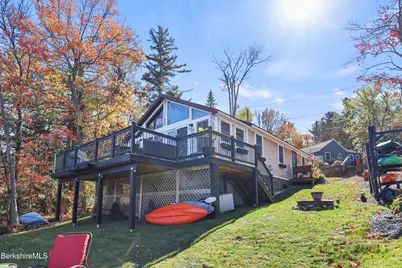 30 Cove Ln, Hinsdale, MA 01235 - Photo 3