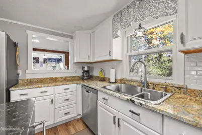 30 Cove Ln, Hinsdale, MA 01235 - Photo 13