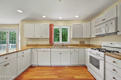 131 Fox Run --, Lee, MA 01238 - Photo 13