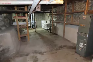 42 Prospect St, North Adams, MA 01247 - Photo 21