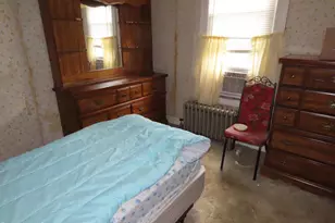 42 Prospect St, North Adams, MA 01247 - Photo 15