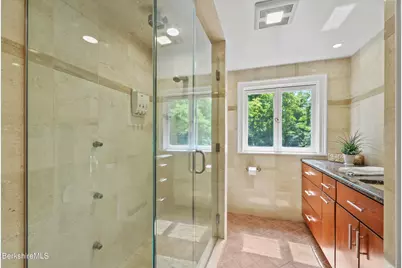 784 E Main St, North Adams, MA 01247 - Photo 19