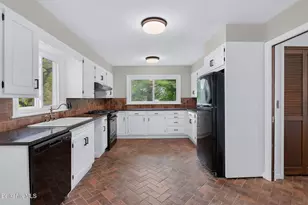 500 Walker St, Lenox, MA 01240 - Photo 13