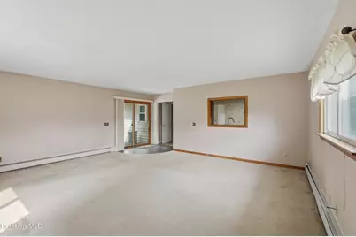 34 Baldwin Ave, Pittsfield, MA 01201 - Photo 29