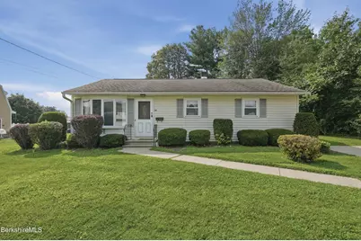 34 Baldwin Ave, Pittsfield, MA 01201 - Photo 3