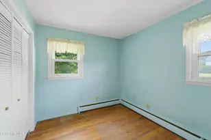 34 Baldwin Ave, Pittsfield, MA 01201 - Photo 11