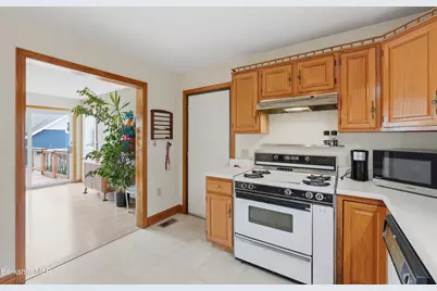 130 Ridge Ave, Pittsfield, MA 01201 - Photo 17