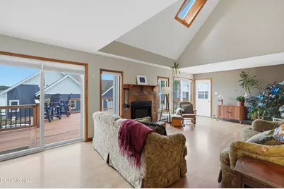 130 Ridge Ave, Pittsfield, MA 01201 - Photo 11