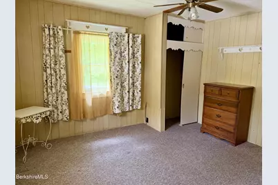 46 Pinehurst Ave, Pittsfield, MA 01201 - Photo 33