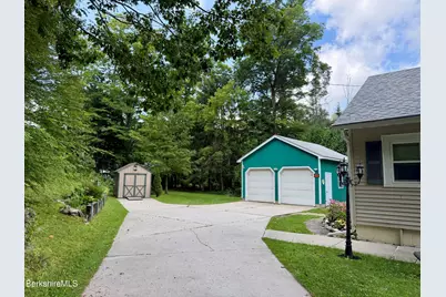 46 Pinehurst Ave, Pittsfield, MA 01201 - Photo 53