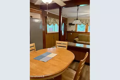 46 Pinehurst Ave, Pittsfield, MA 01201 - Photo 23