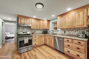 787 Churchill St, Pittsfield, MA 01201 - Photo 7