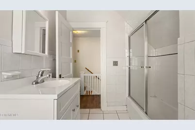 66 Emerson Ave, Pittsfield, MA 01201 - Photo 33