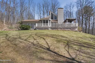 56 Victoria Ln, Lanesborough, MA 01237 - Photo 5