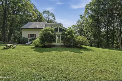 56 Victoria Ln, Lanesborough, MA 01237 - Photo 3