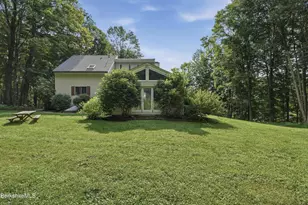 56 Victoria Ln, Lanesborough, MA 01237 - Photo 3
