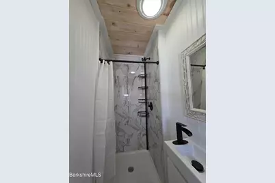 40 East Jordan St #4, Adams, MA 01220 - Photo 15