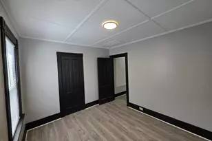 40 E Jordan St, Adams, MA 01220 - Photo 9